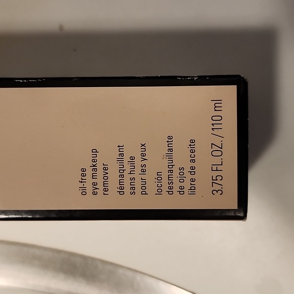 Mary Kay oil-free makeup remover New in box 3.75 fl oz - Picture 3 of 5